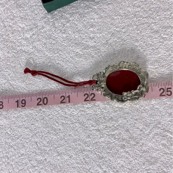 Vintage Seagull Pewter Baby’s 1sty Christmas Oval Picture Frame Ornament - Picture 2 of 5